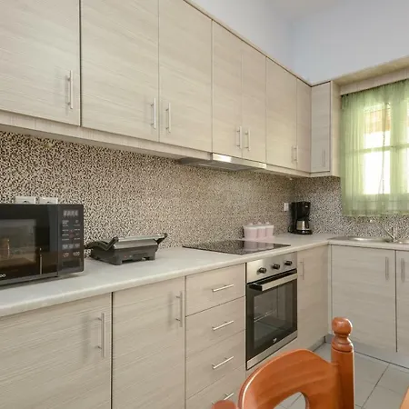 Naxos House Apartment *