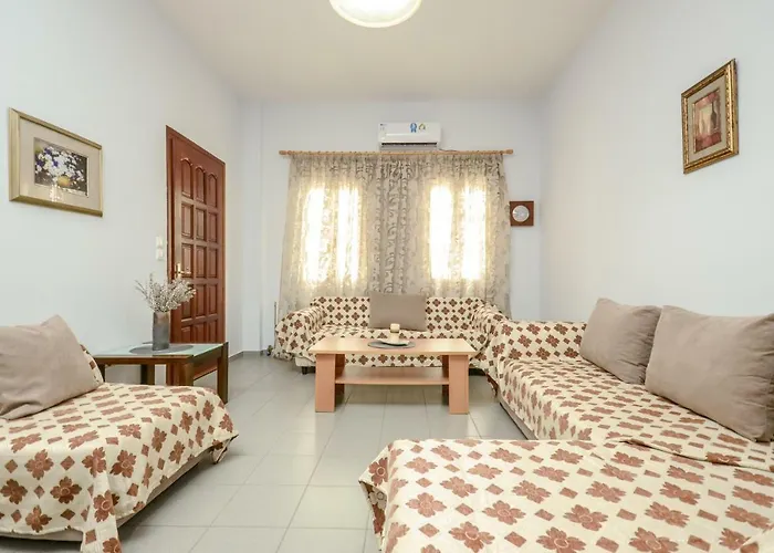 Naxos House * Naxos City