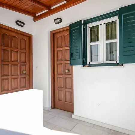 Naxos House *